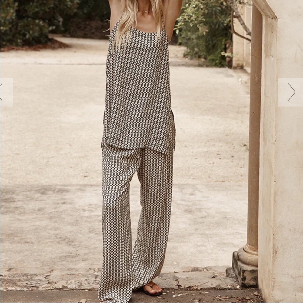 MARLOW BEIGE GEO DRAWSTRING PANT & MATCHING TOP